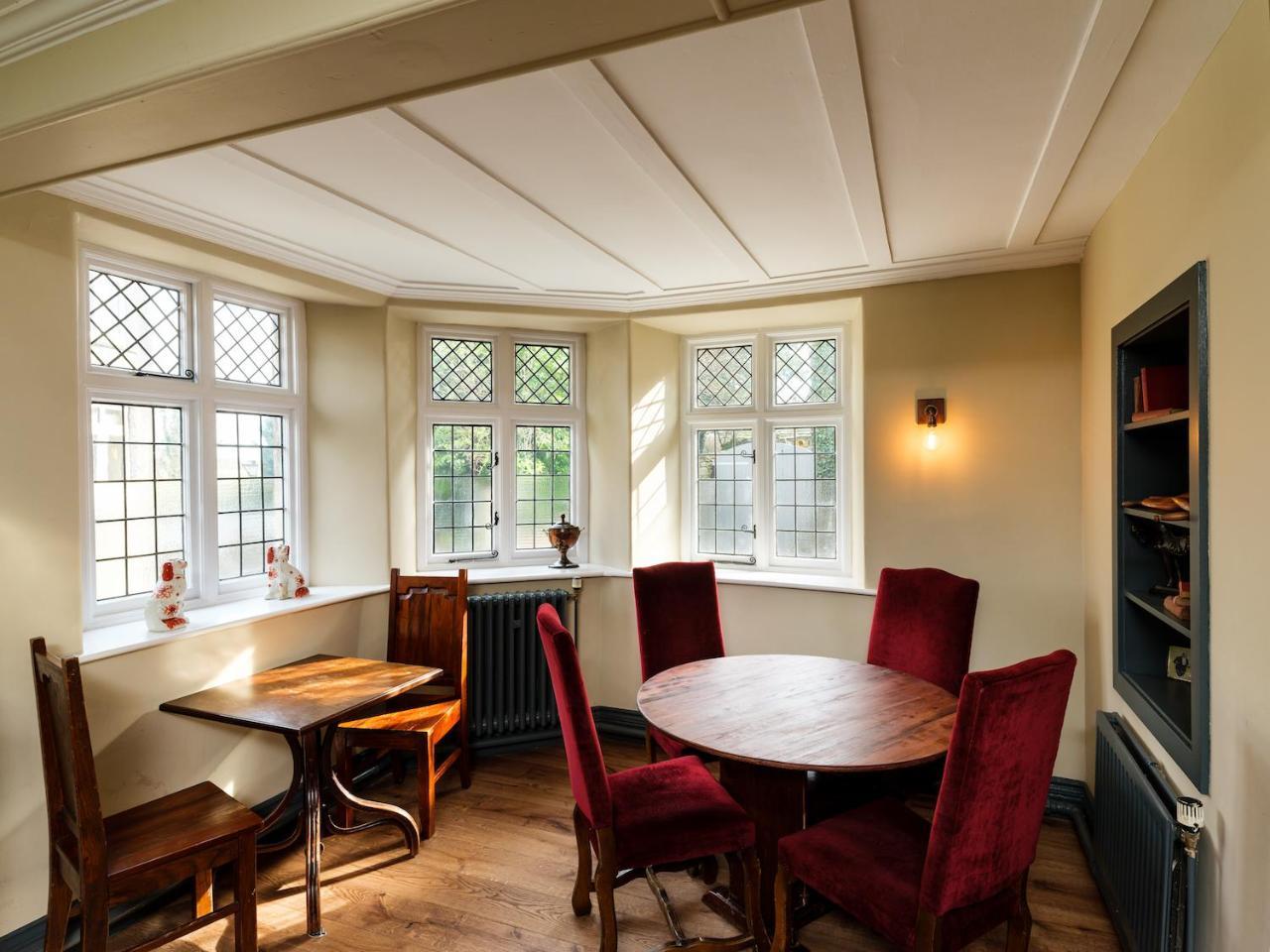 Отель The Wheatsheaf At Beetham Sandside  Экстерьер фото